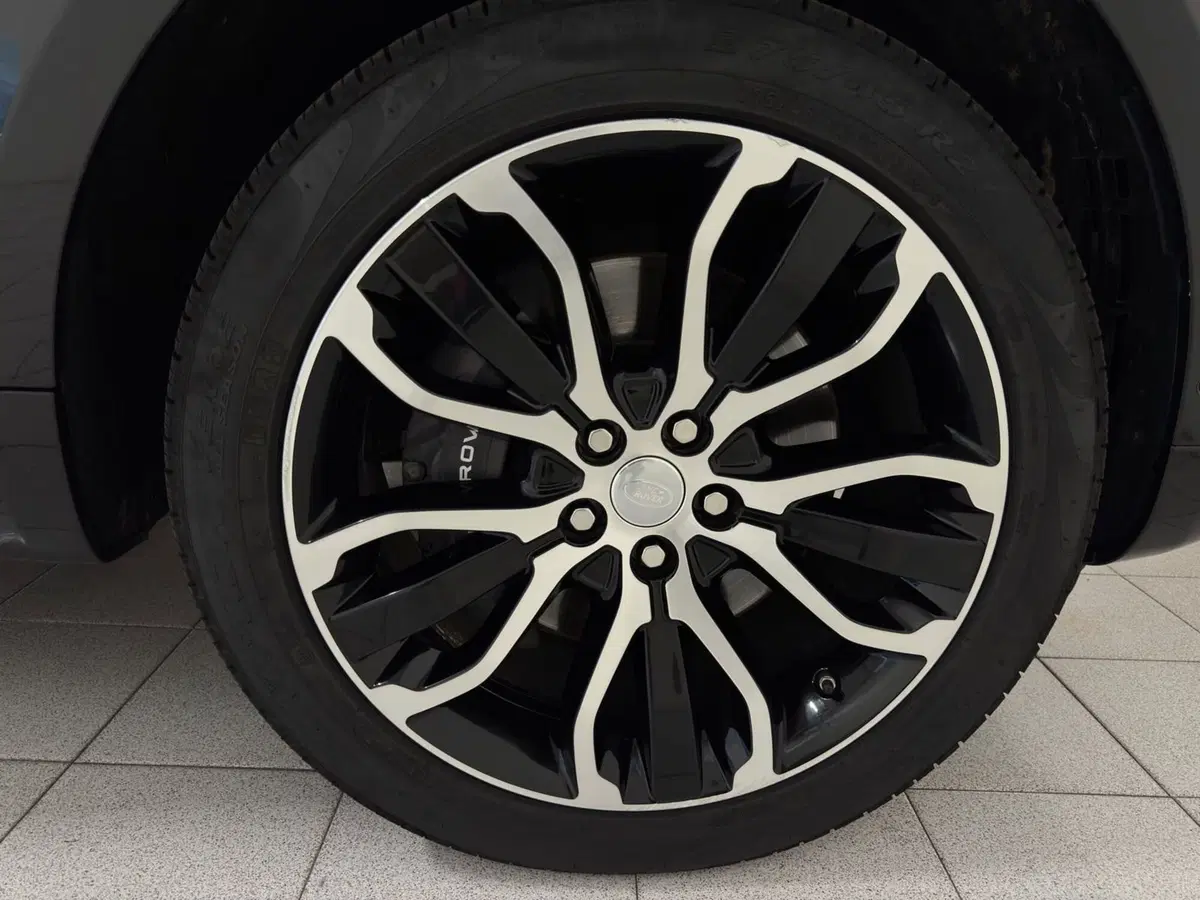 Land Rover Range Rover Sport usata a Novara (9)