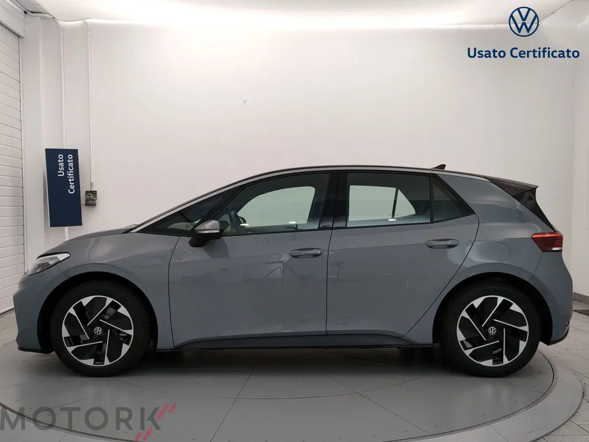Volkswagen ID.3 usata a Varese (3)