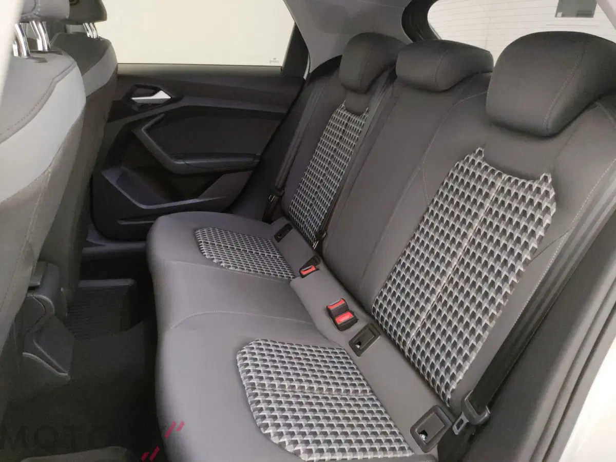 Audi A1 Sportback usata a Varese (10)