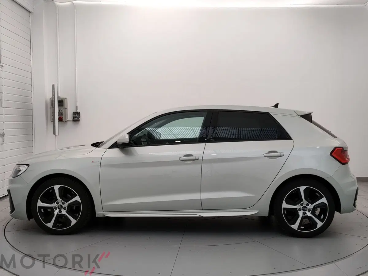Audi A1 Sportback usata a Varese (3)