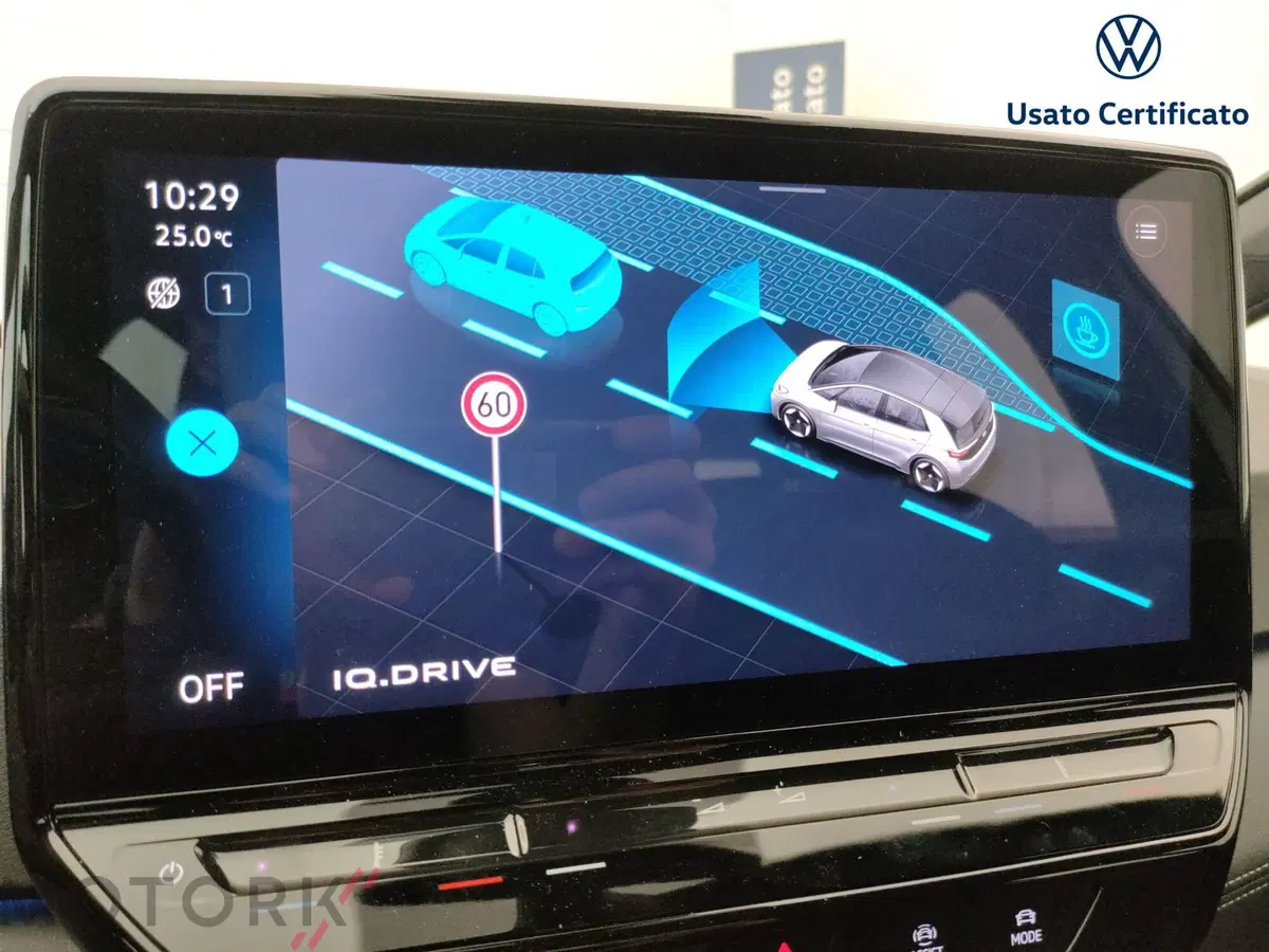 Volkswagen ID.3 usata a Varese (14)