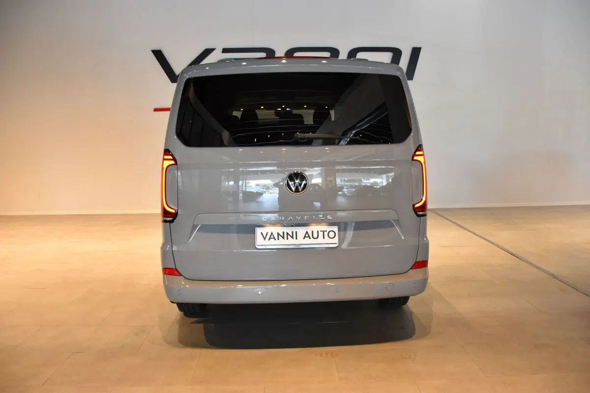 Volkswagen Veicoli Commerciali Caravelle usata a Verona (5)