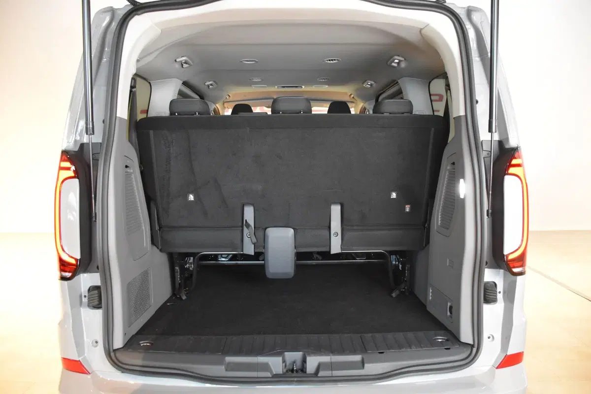 Volkswagen Veicoli Commerciali Caravelle usata a Verona (7)