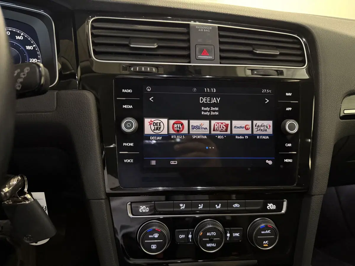 Volkswagen Golf usata a Genova (14)