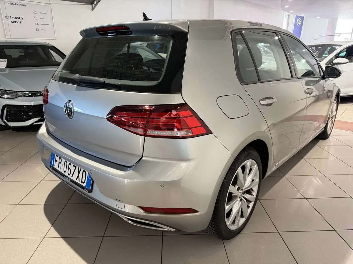 Volkswagen Golf usata a Genova (5)