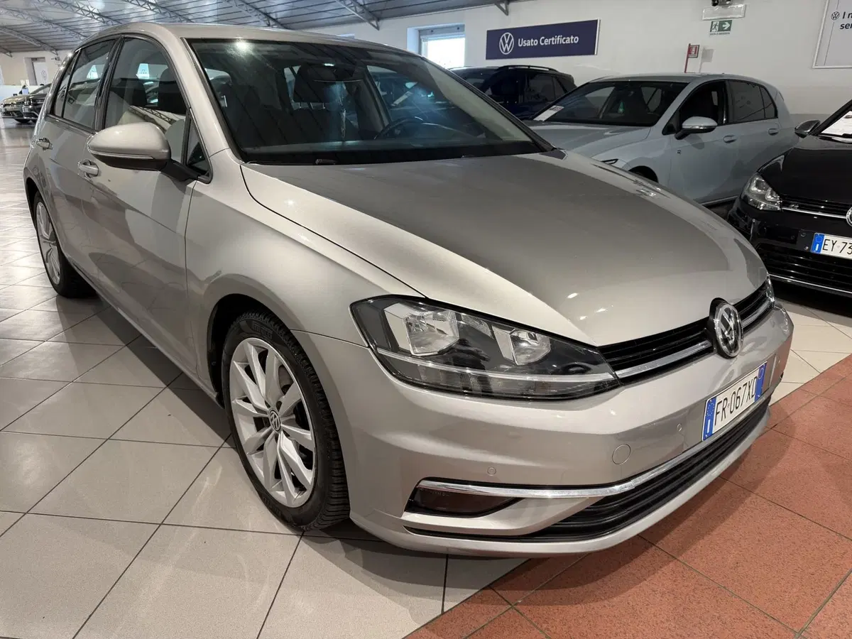 Volkswagen Golf usata a Genova (6)
