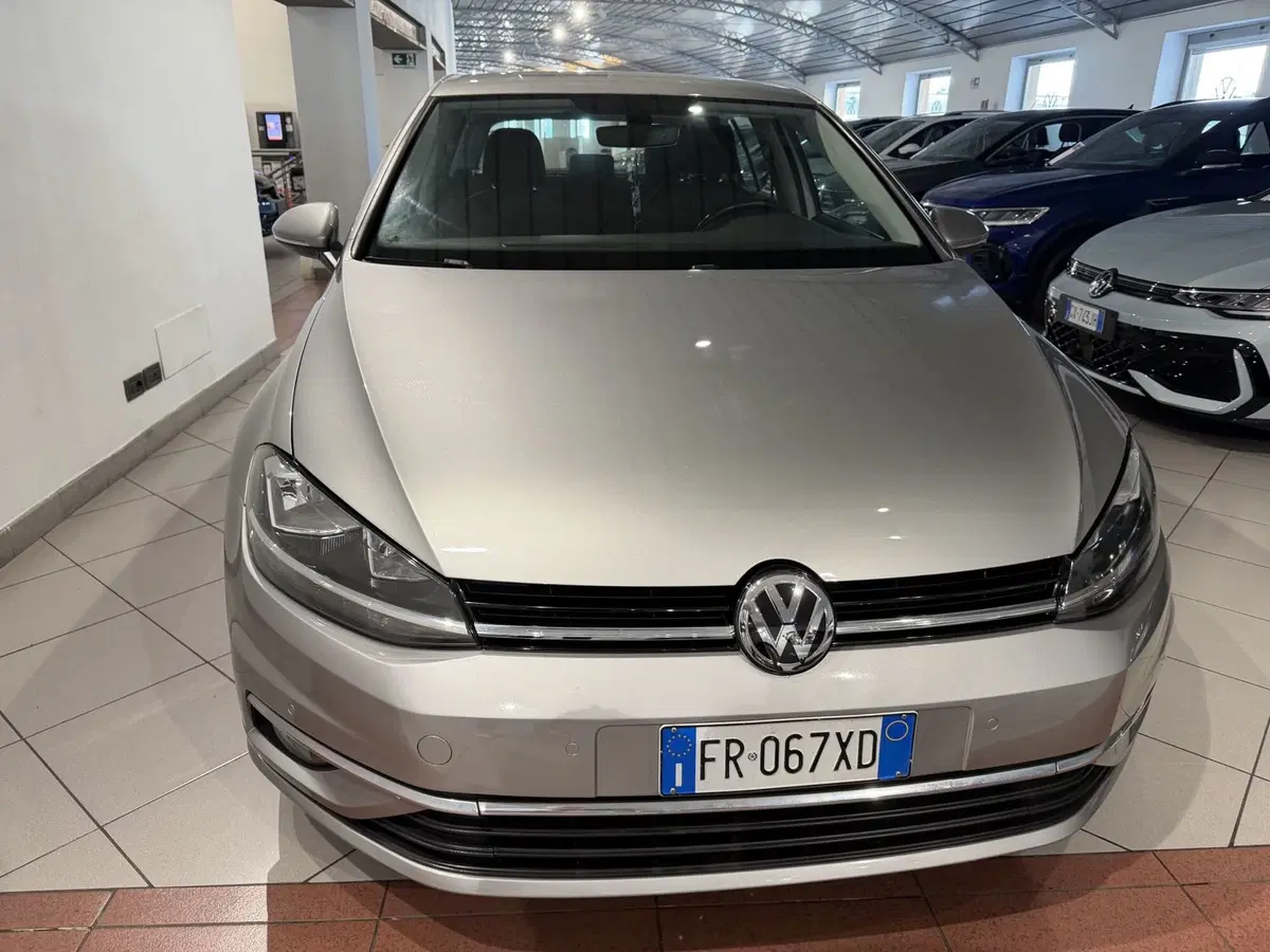 Volkswagen Golf usata a Genova (7)