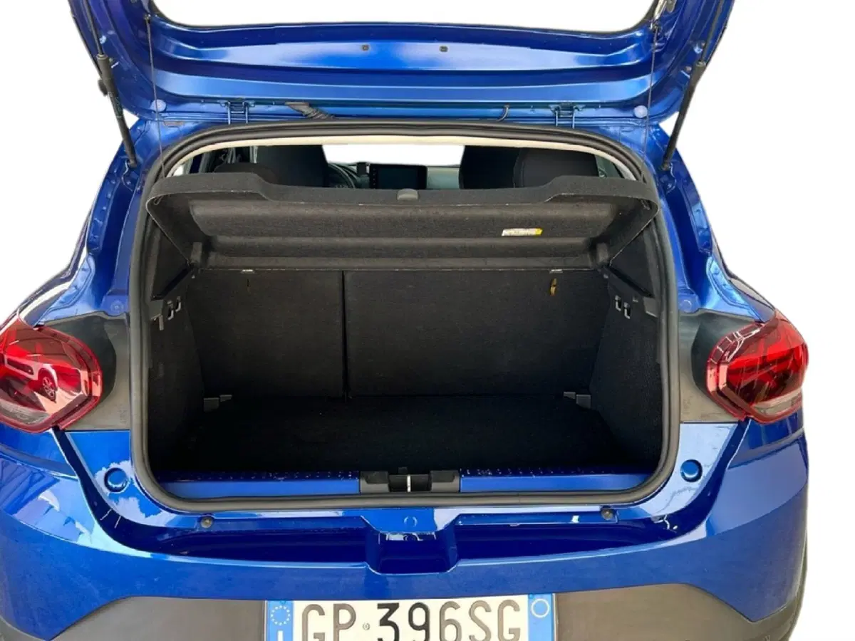 Dacia Sandero usata a Roma (10)