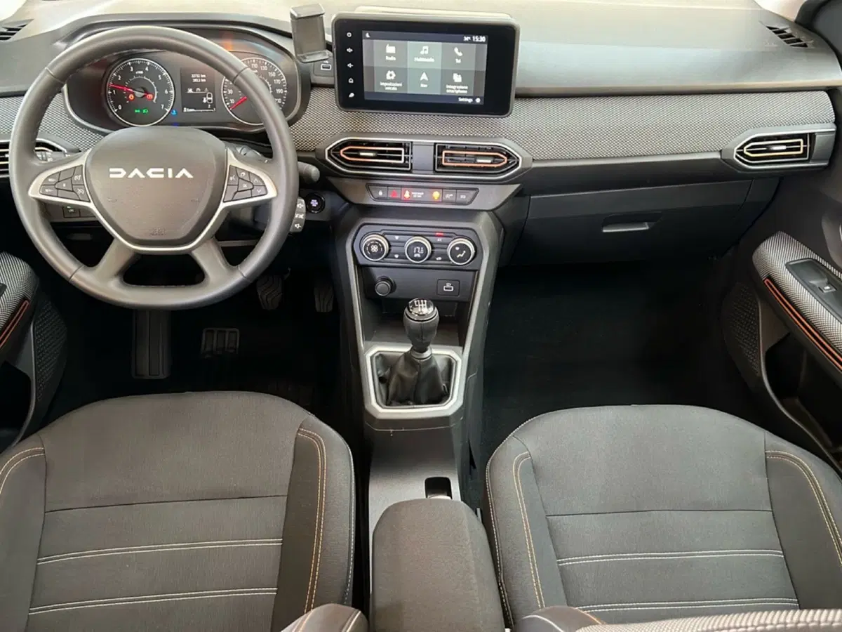 Dacia Sandero usata a Roma (11)