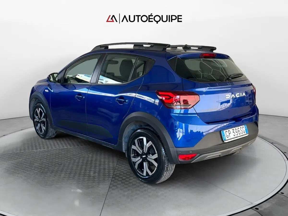 Dacia Sandero usata a Roma (3)