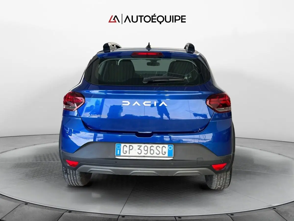 Dacia Sandero usata a Roma (4)