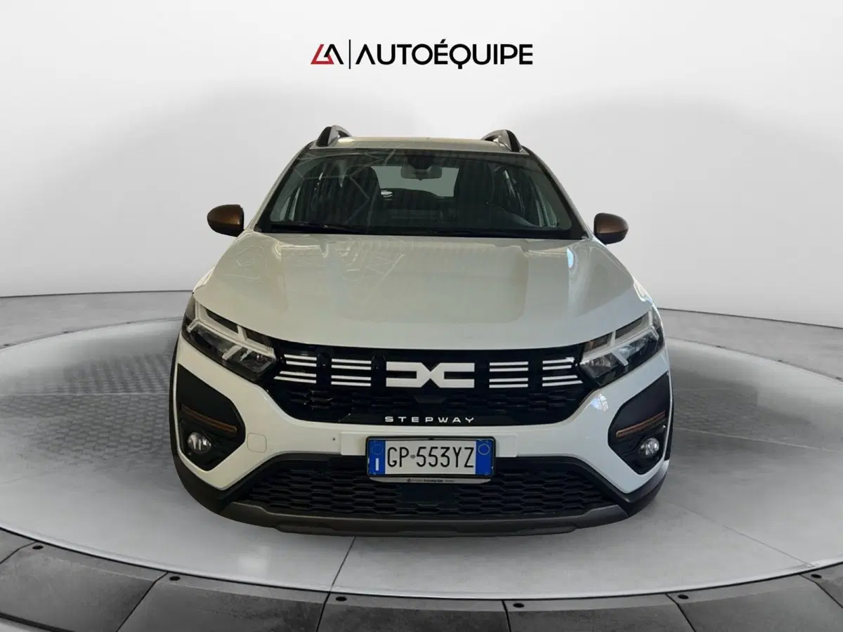 Dacia Sandero usata a Roma (8)