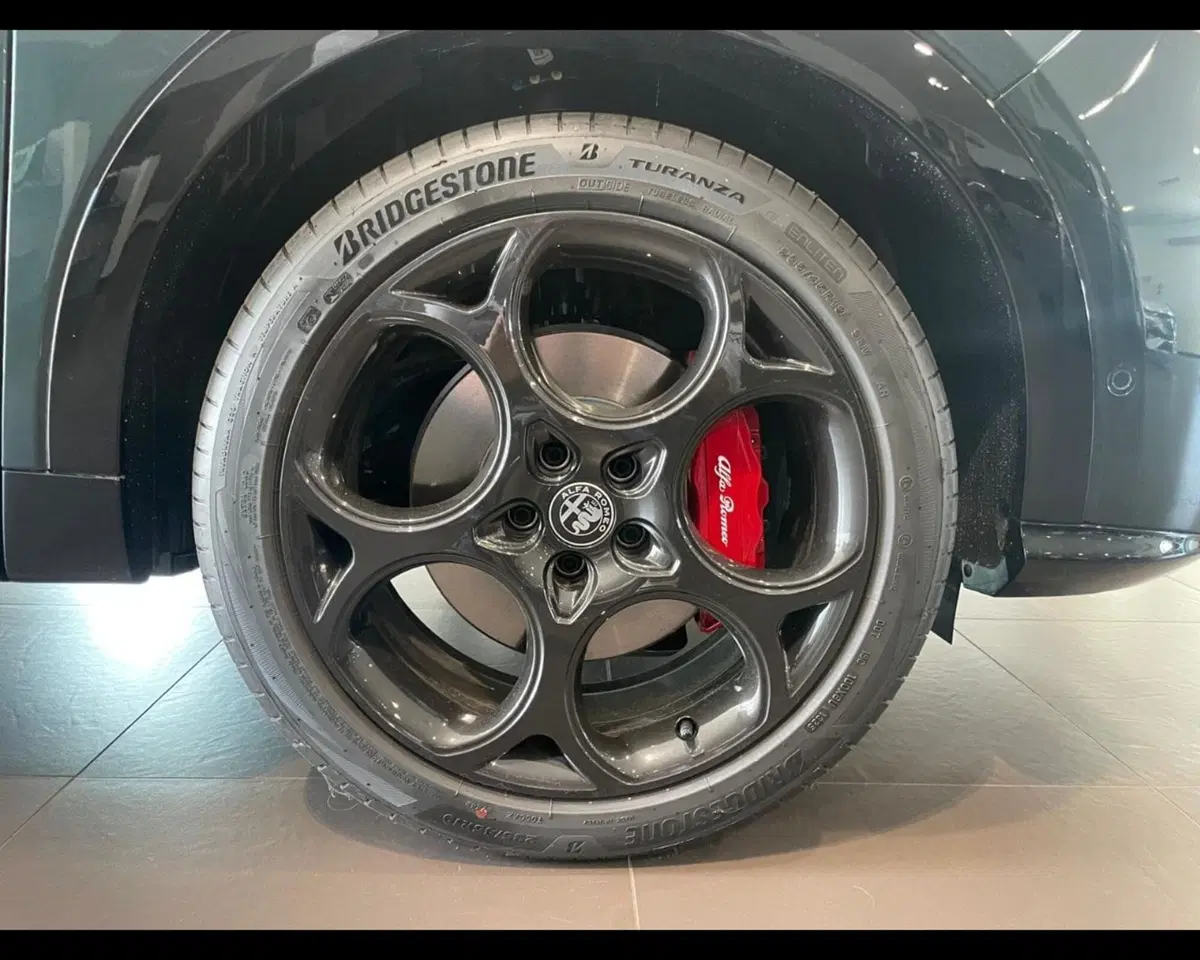 Alfa Romeo Tonale nuova a Alessandria (12)