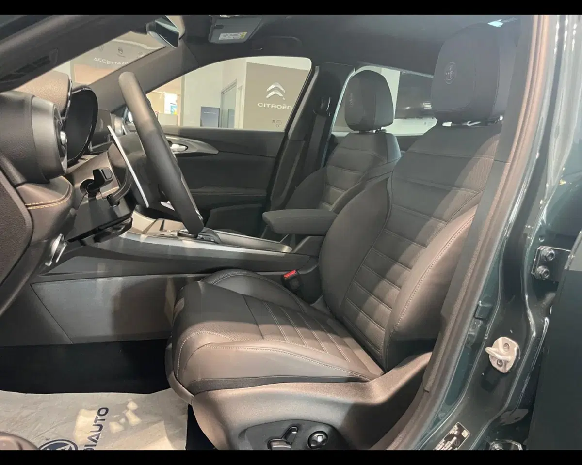 Alfa Romeo Tonale nuova a Alessandria (13)