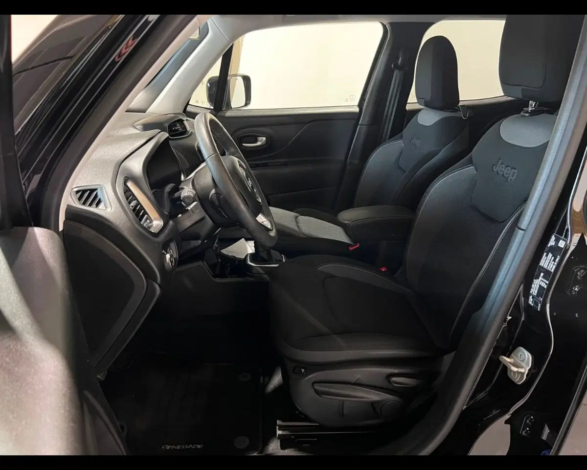 Jeep Renegade usata a Asti (10)