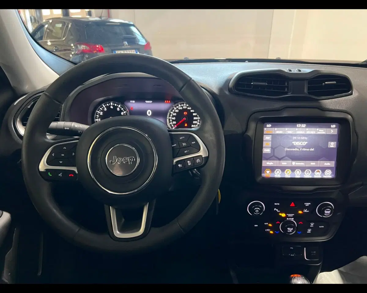 Jeep Renegade usata a Asti (13)