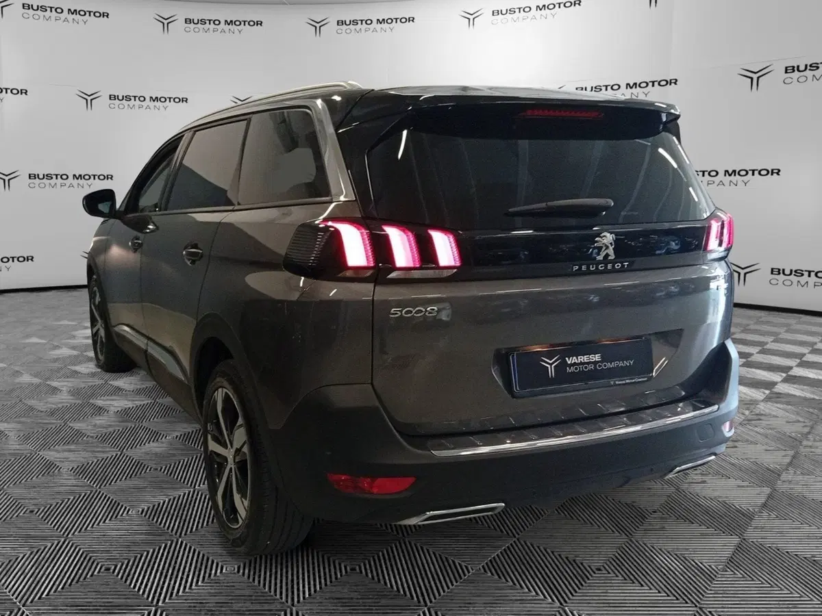 Peugeot 5008 usata a Varese (4)