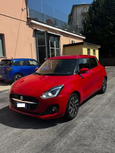 Suzuki Swift 1.2h Top 2wd del 2020 usata a Recanati
