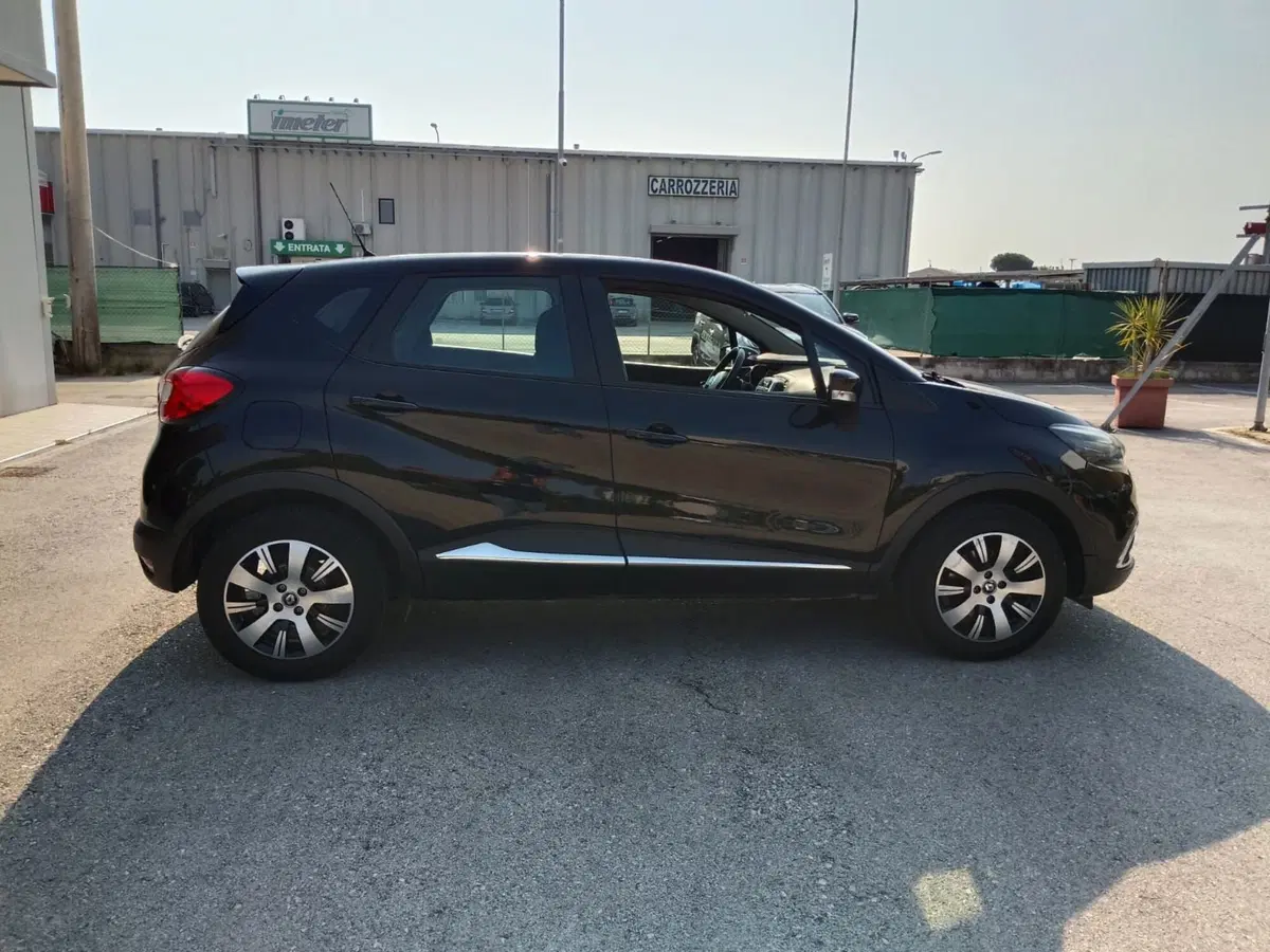 Renault Captur usata a Macerata (4)