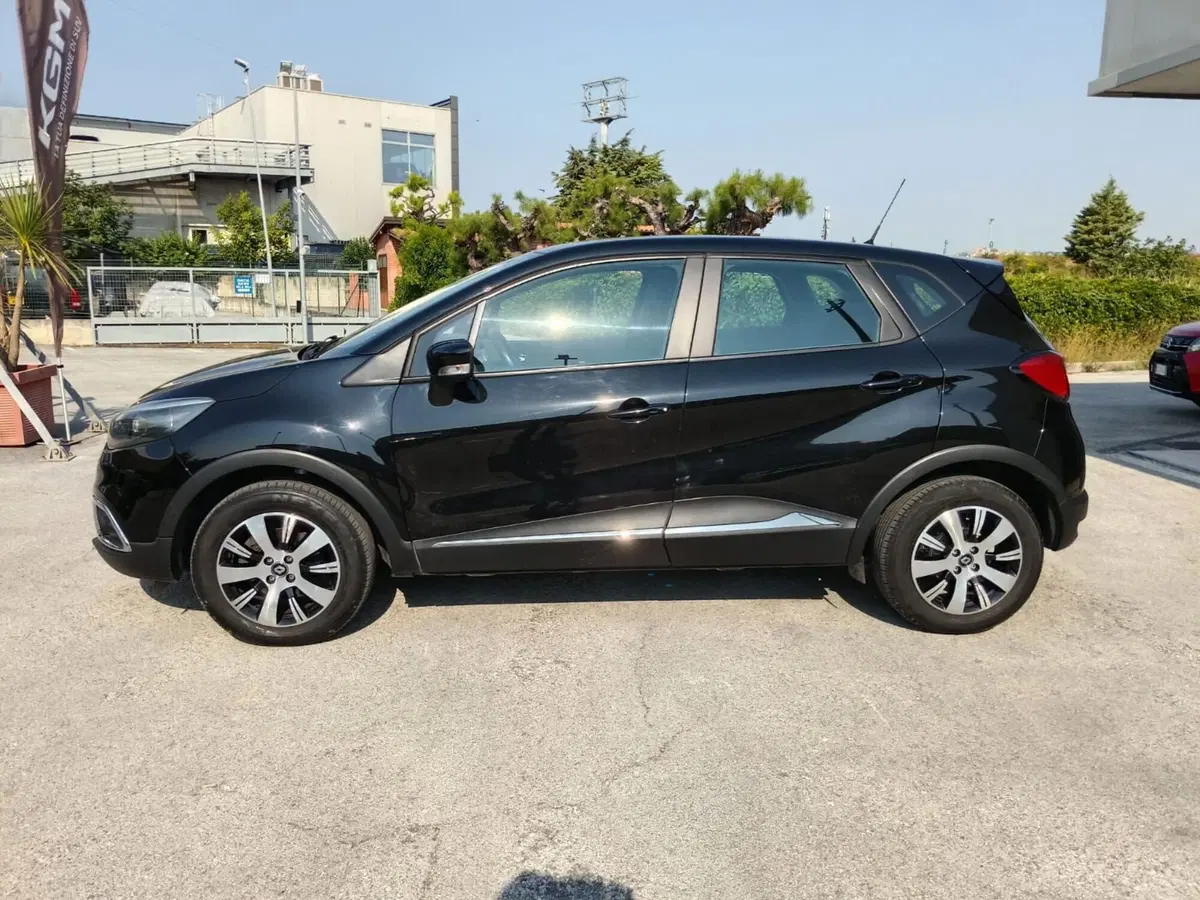 Renault Captur usata a Macerata (8)