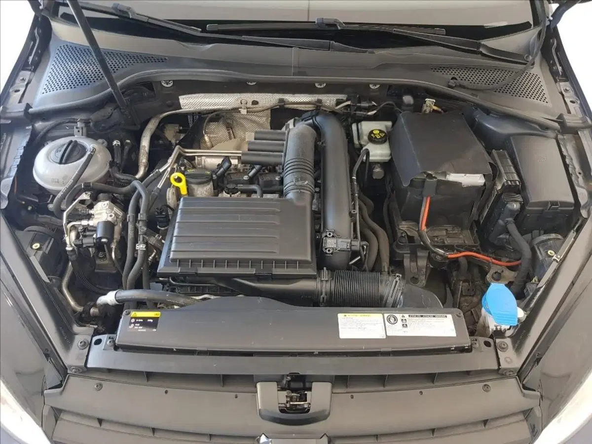 Volkswagen Golf usata a Lucca (17)