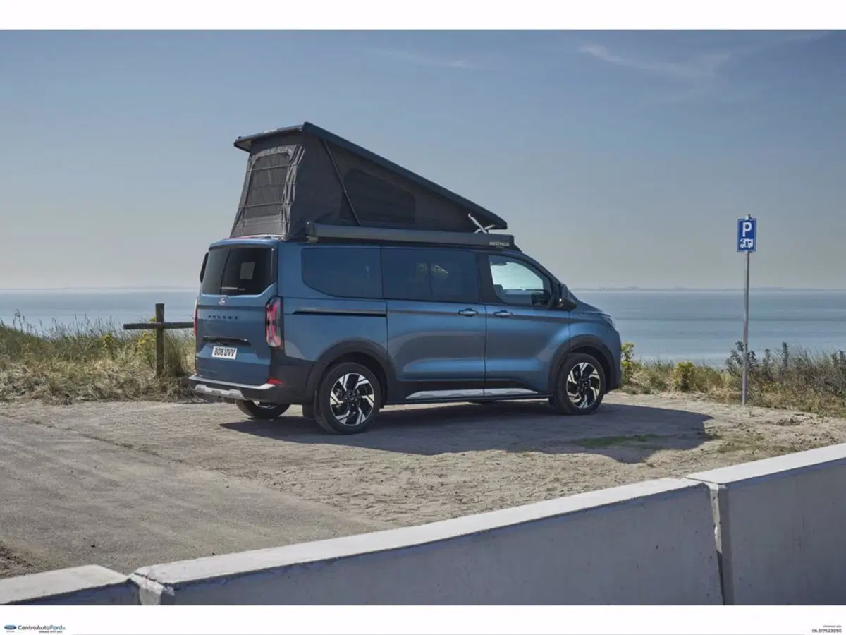 Ford Transit Custom Furgone nuova a Roma (2)