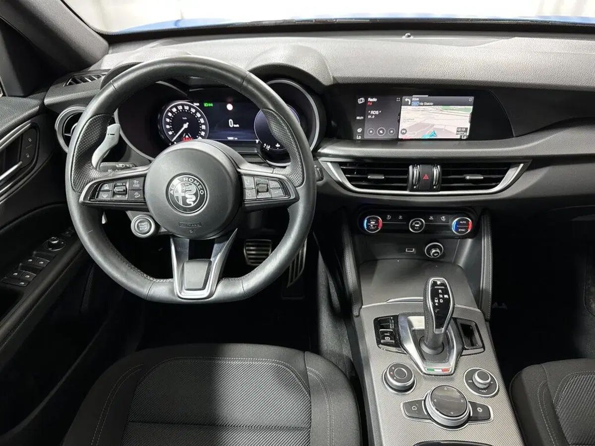 Alfa Romeo Stelvio usata a Sondrio (13)