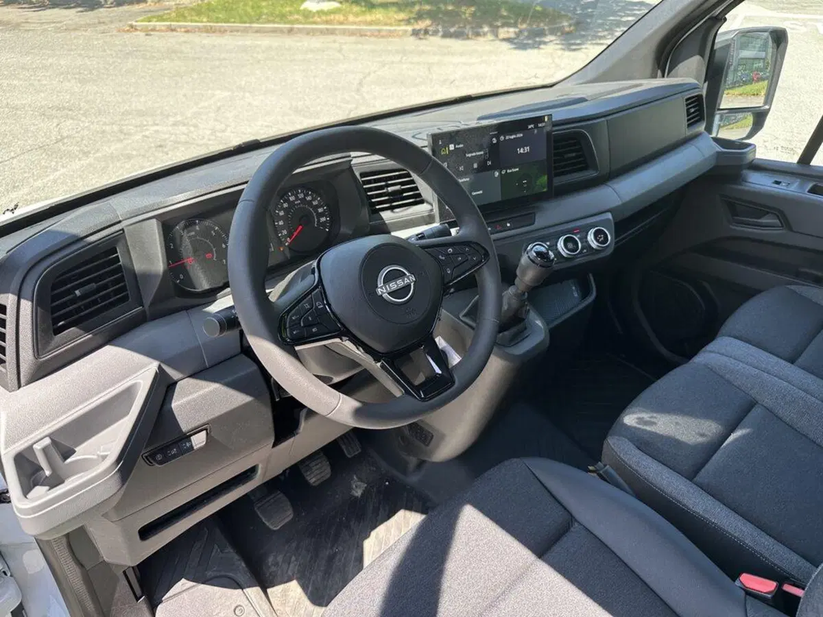 Nissan Interstar Furgone nuova a Sondrio (11)