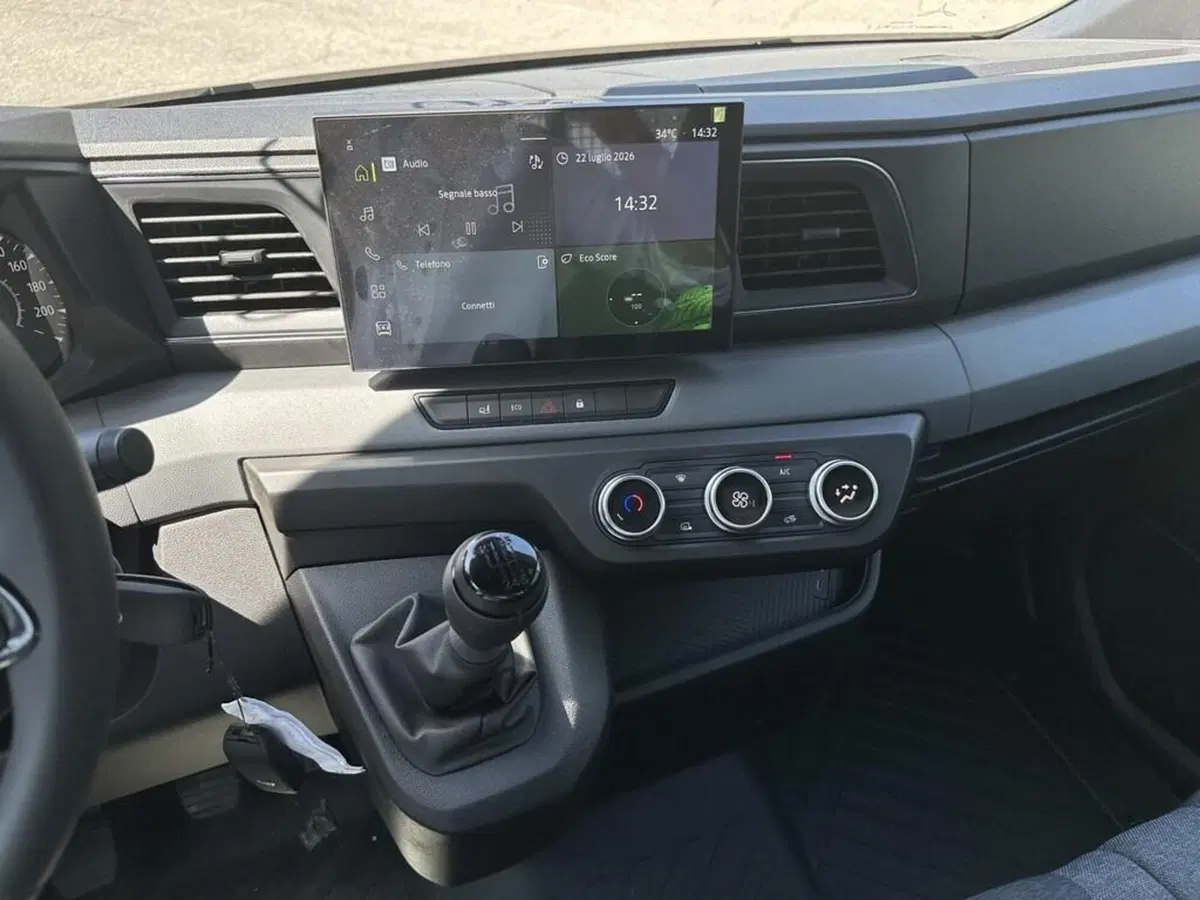 Nissan Interstar Furgone nuova a Sondrio (12)