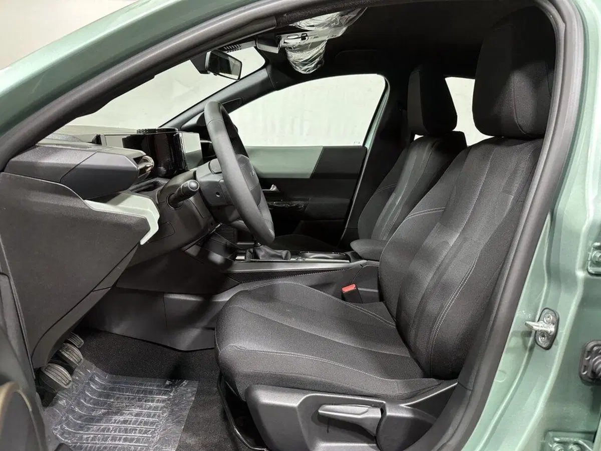 Lancia Ypsilon nuova a Sondrio (10)