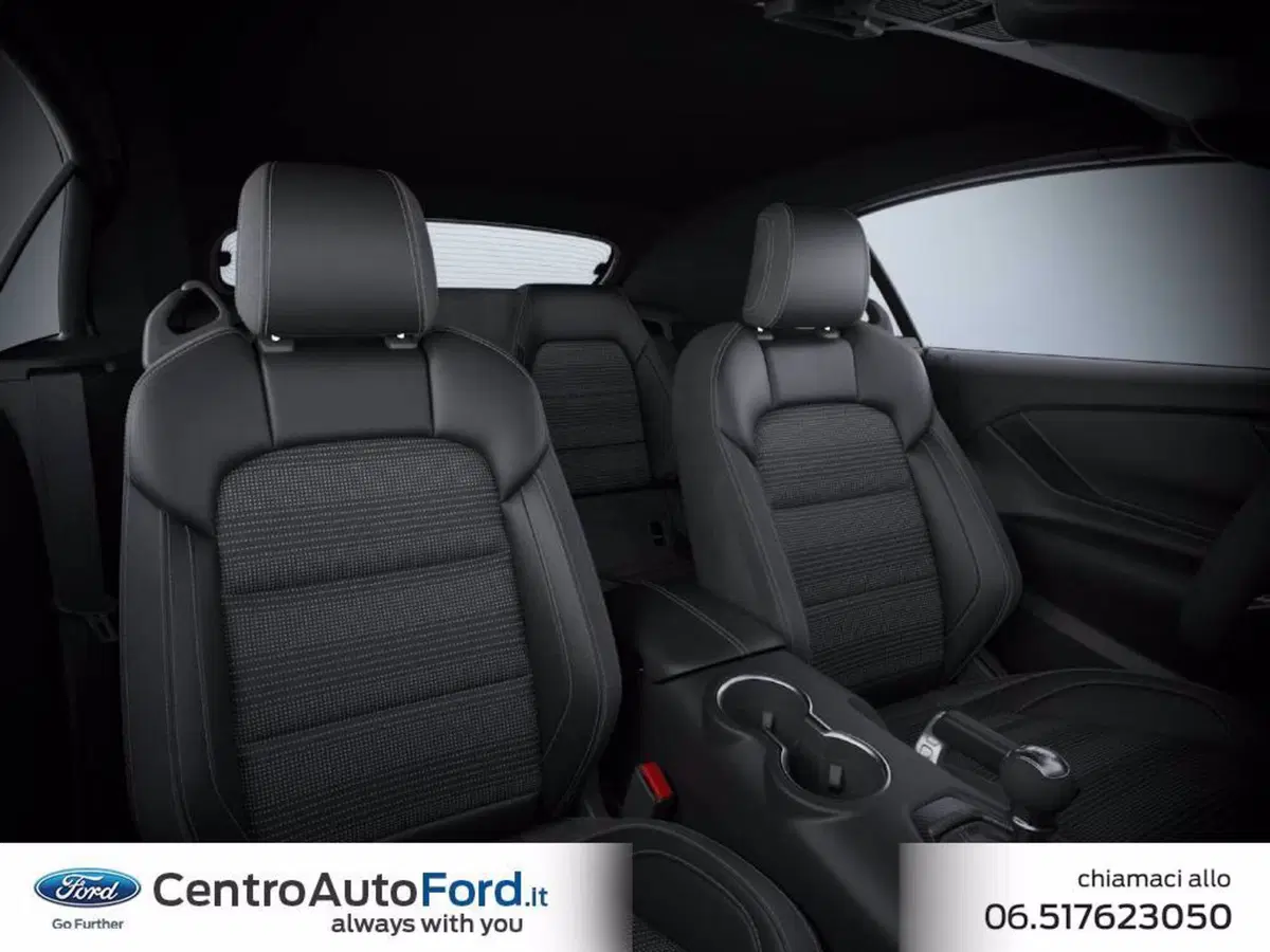 Ford Mustang Cabrio nuova a Roma (3)