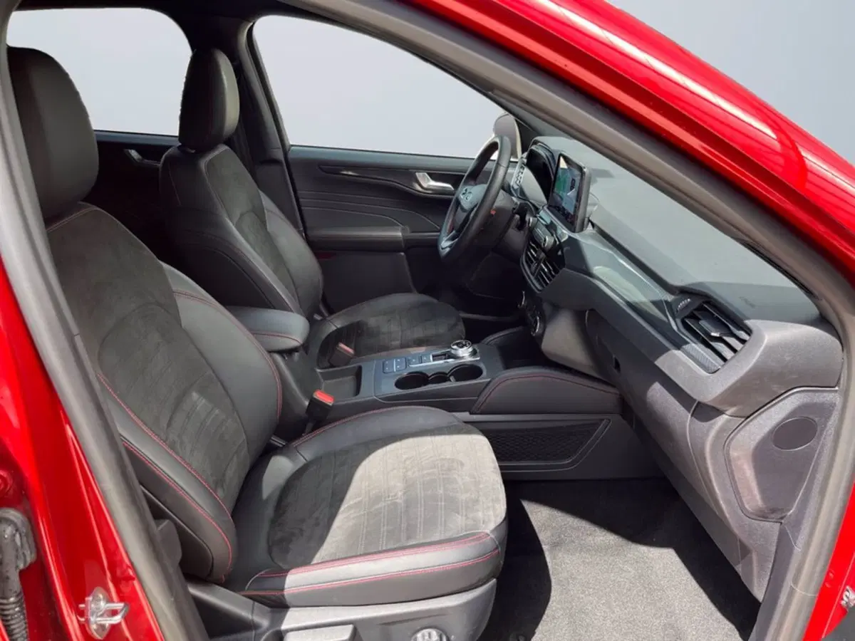 Ford Kuga usata a Milano (15)
