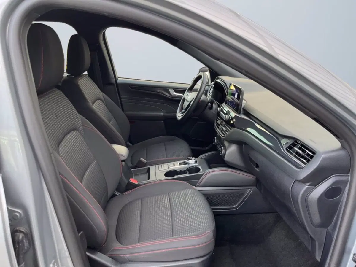 Ford Kuga usata a Milano (15)