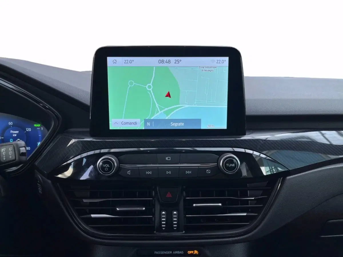 Ford Kuga usata a Milano (14)