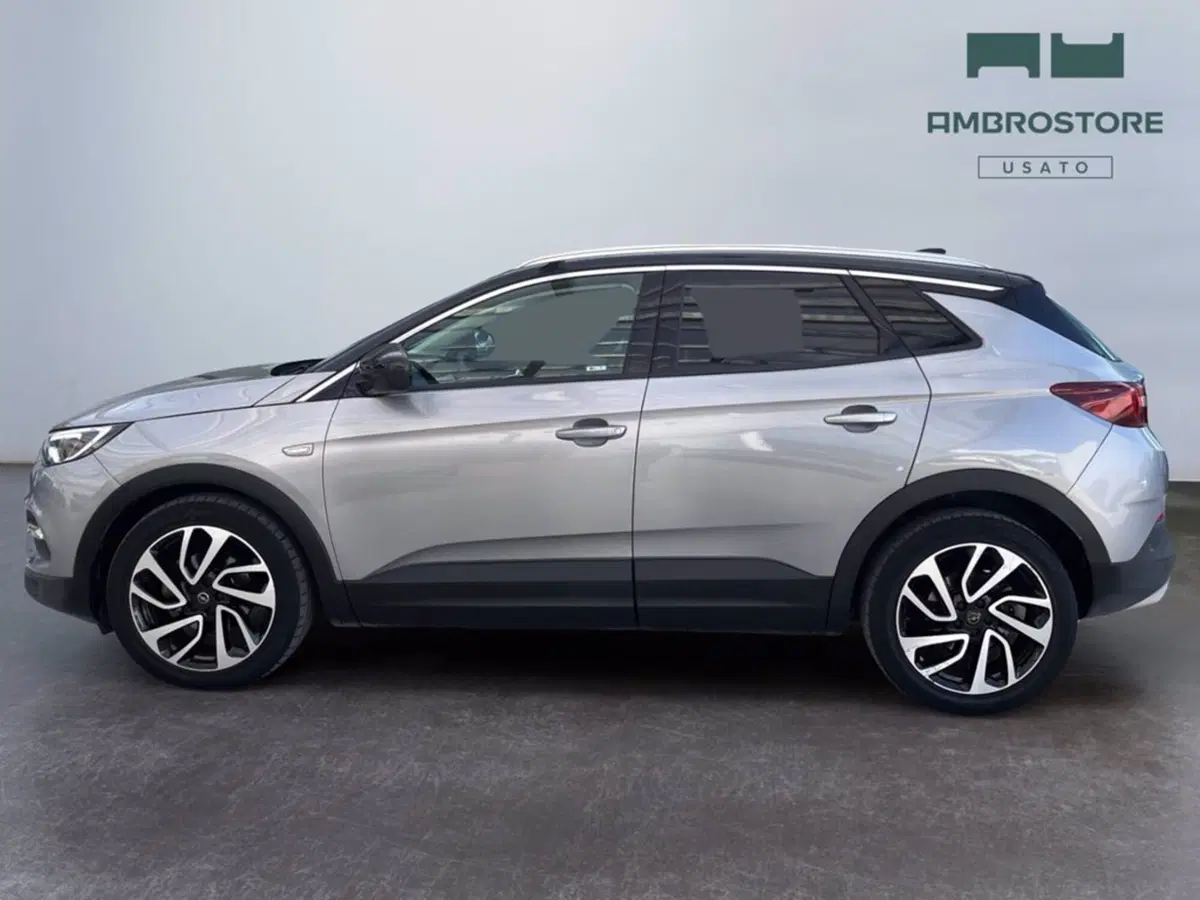 Opel Grandland X usata a Milano (2)
