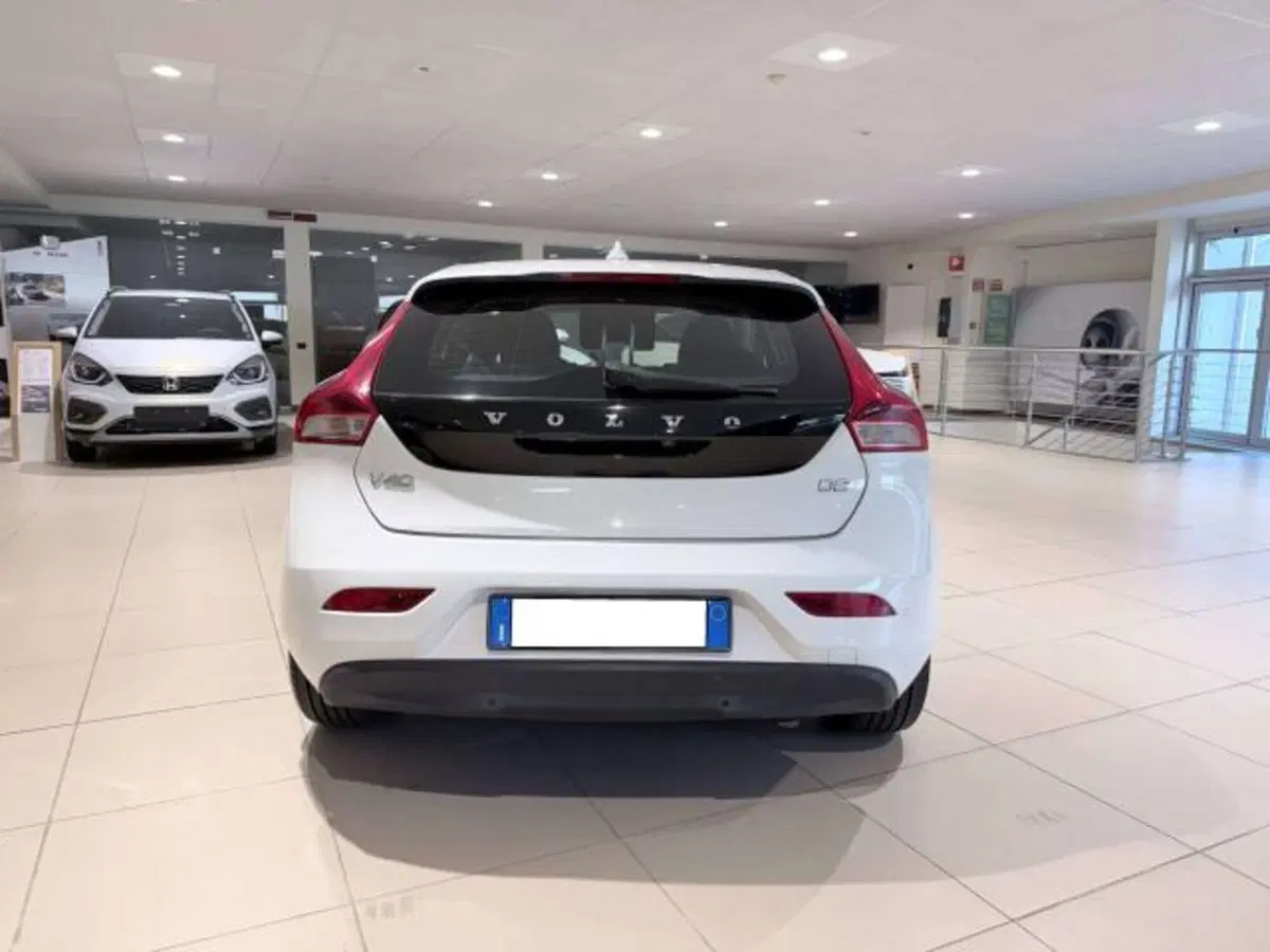 Volvo V40 usata a Savona (6)