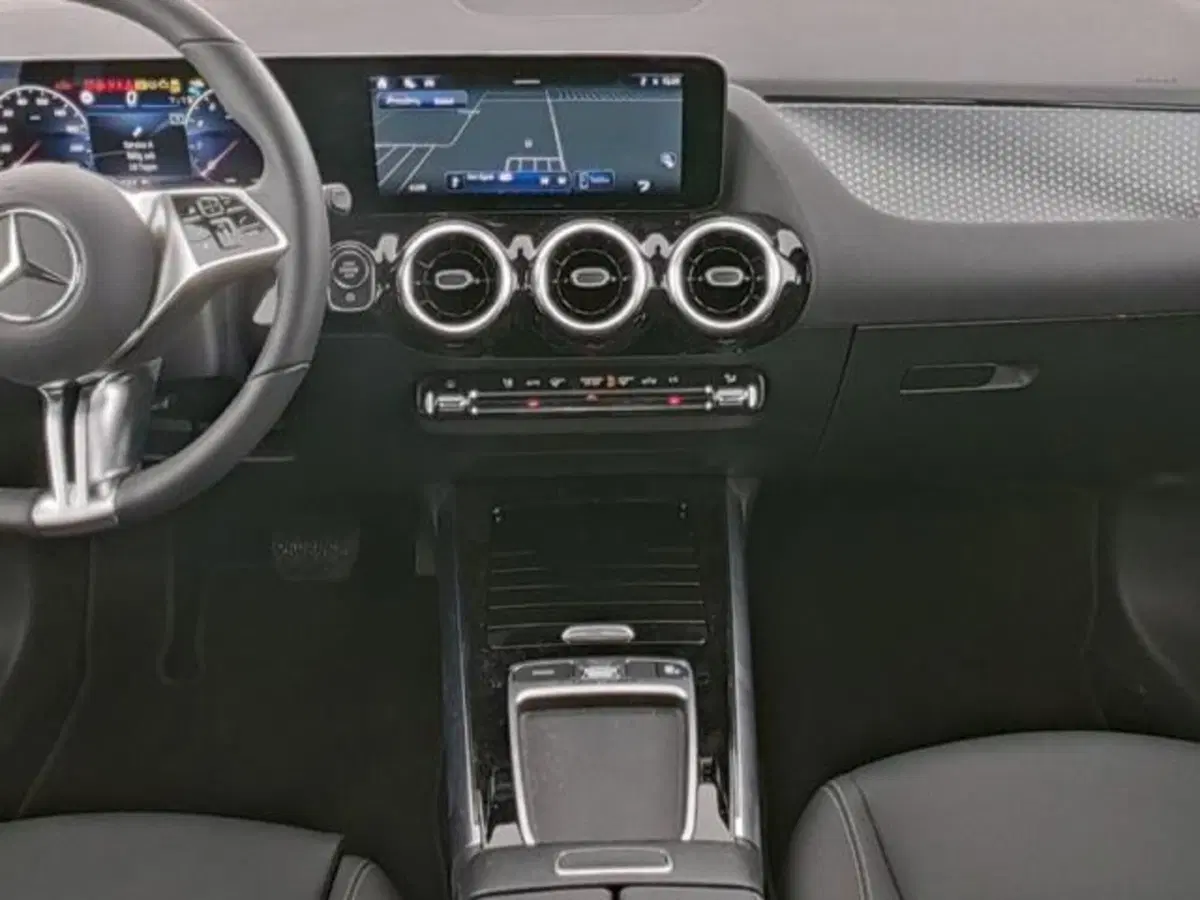 Mercedes-Benz Classe B usata a Milano (6)