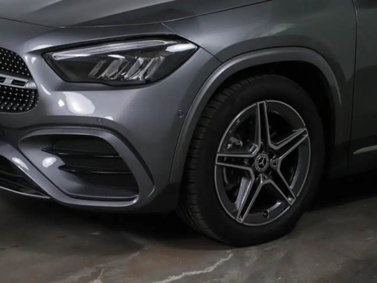 Mercedes-Benz GLA SUV usata a Milano (3)