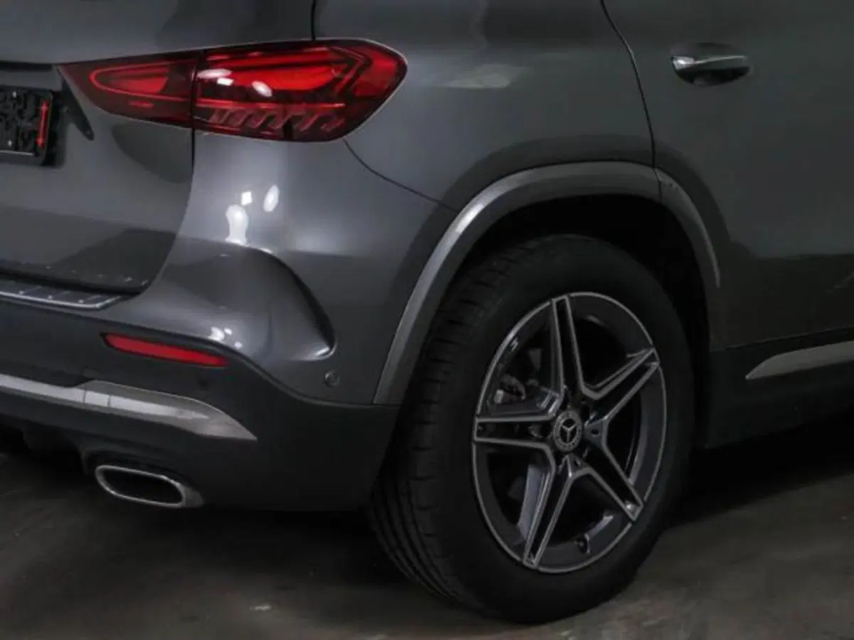 Mercedes-Benz GLA SUV usata a Milano (4)