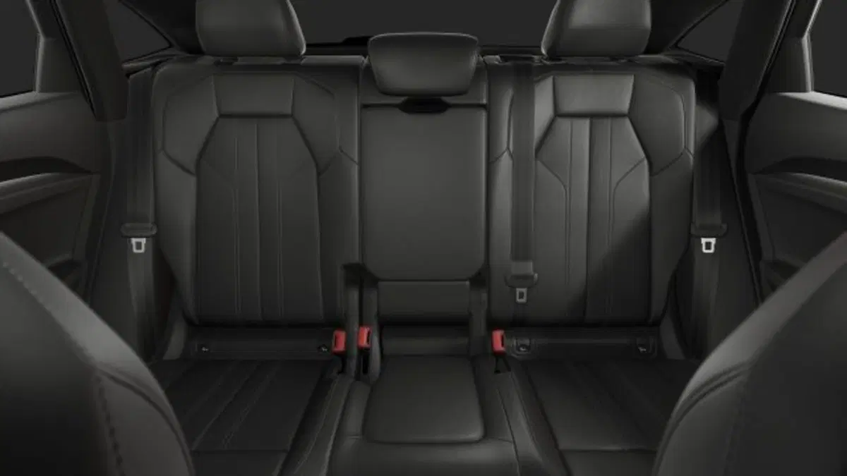 Audi Q5 Sportback nuova a Treviso (9)