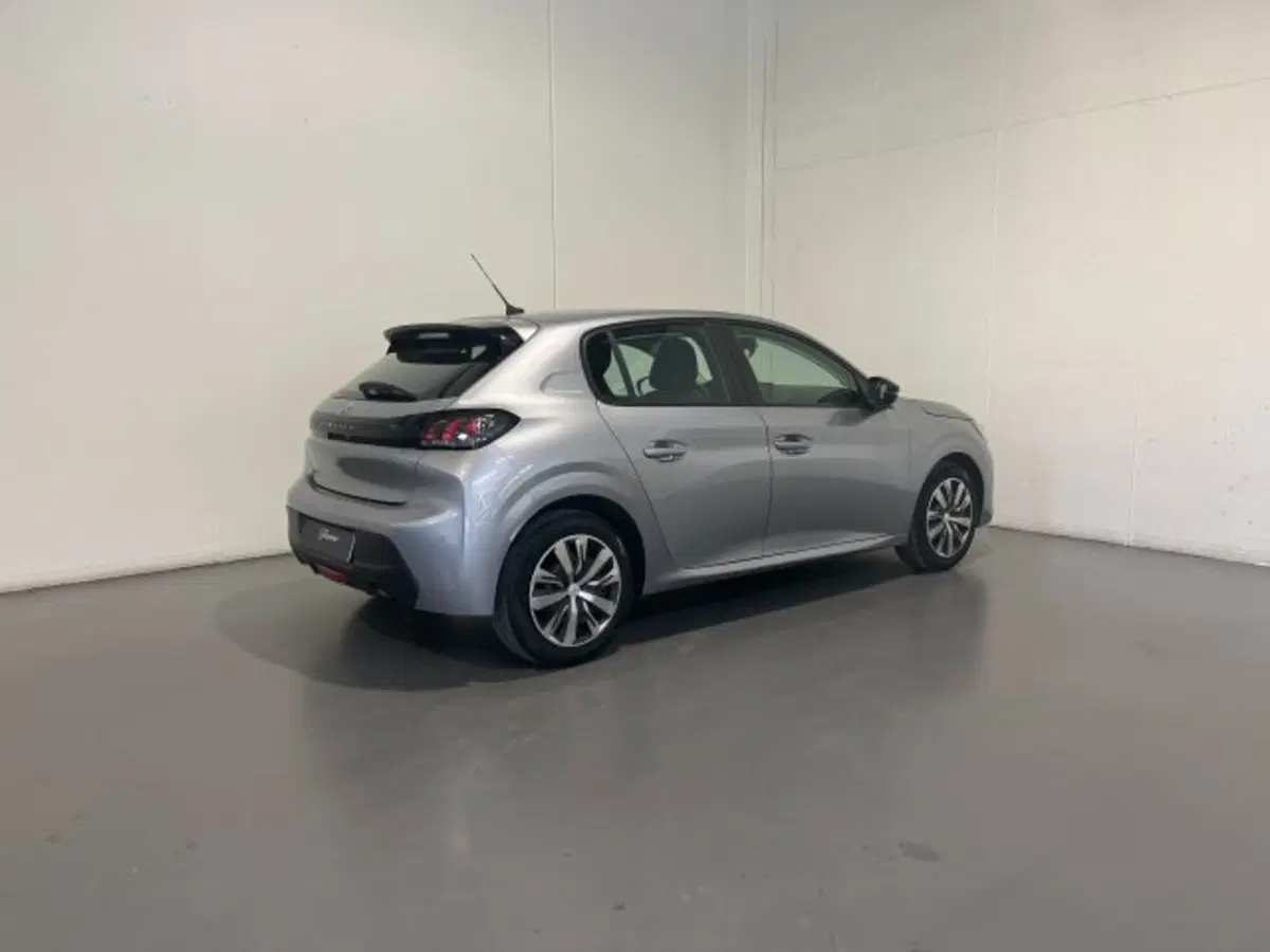 Peugeot 208 usata a Treviso (3)