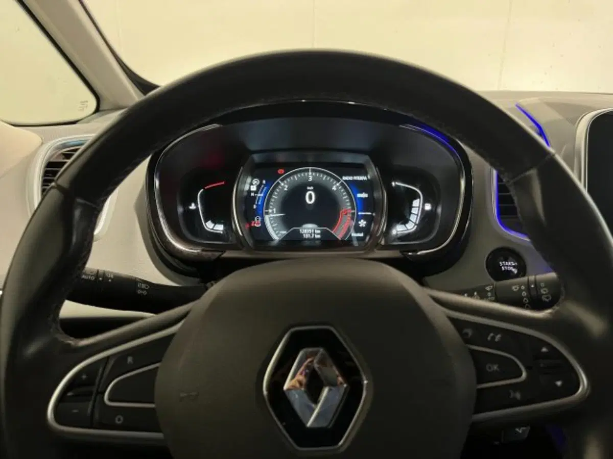 Renault Espace usata a Treviso (6)