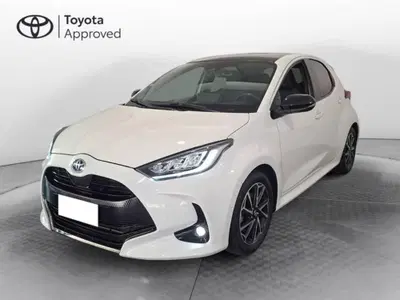 Toyota Yaris Cross 1.5 Hybrid 5p. E-CVT Lounge del 2020 usata a Torino