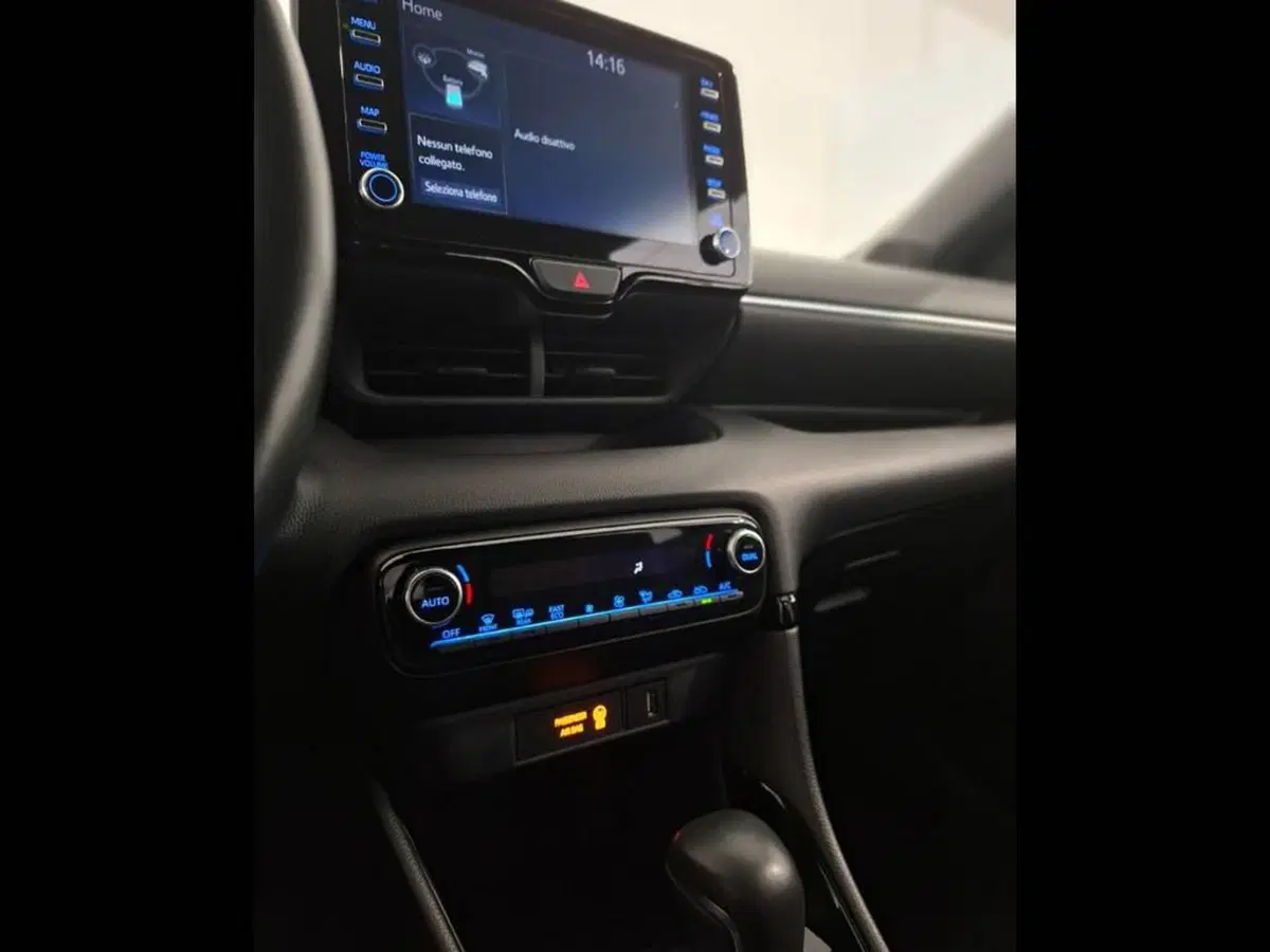 Toyota Yaris Cross usata a Torino (8)