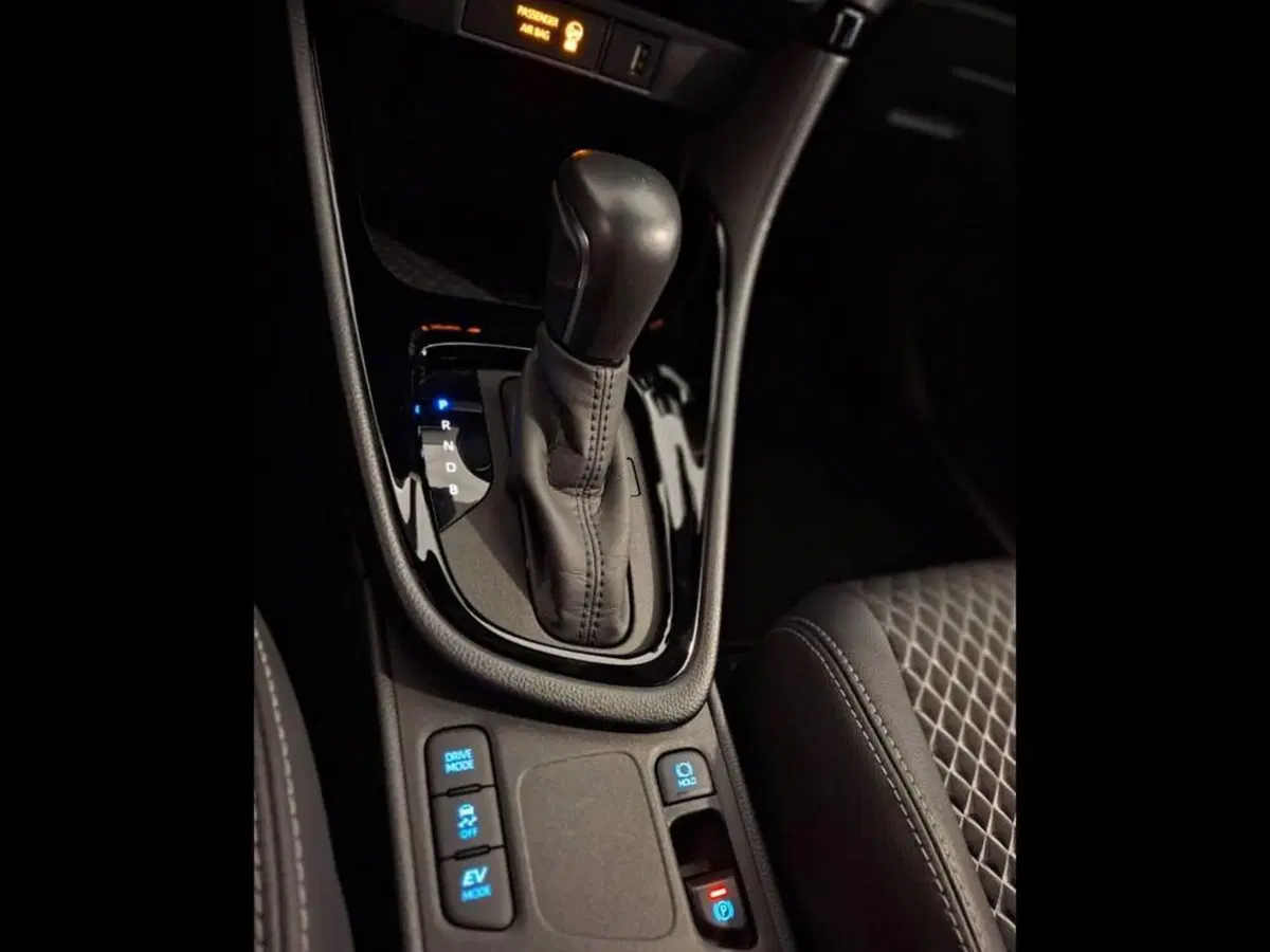 Toyota Yaris Cross usata a Torino (9)