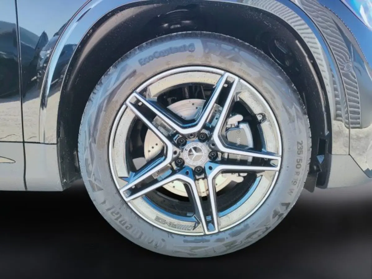 Mercedes-Benz GLA SUV nuova a Teramo (7)