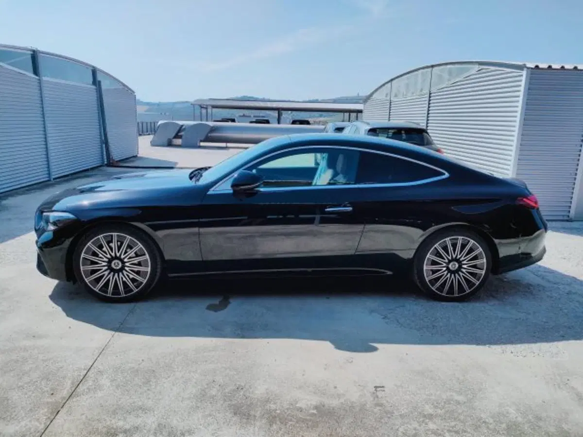 Mercedes-Benz CLE Coupé nuova a Teramo (4)