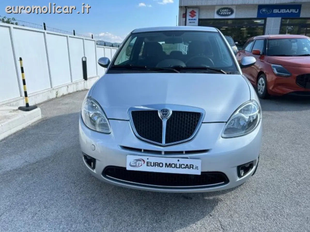 Lancia Ypsilon usata a Campobasso (4)