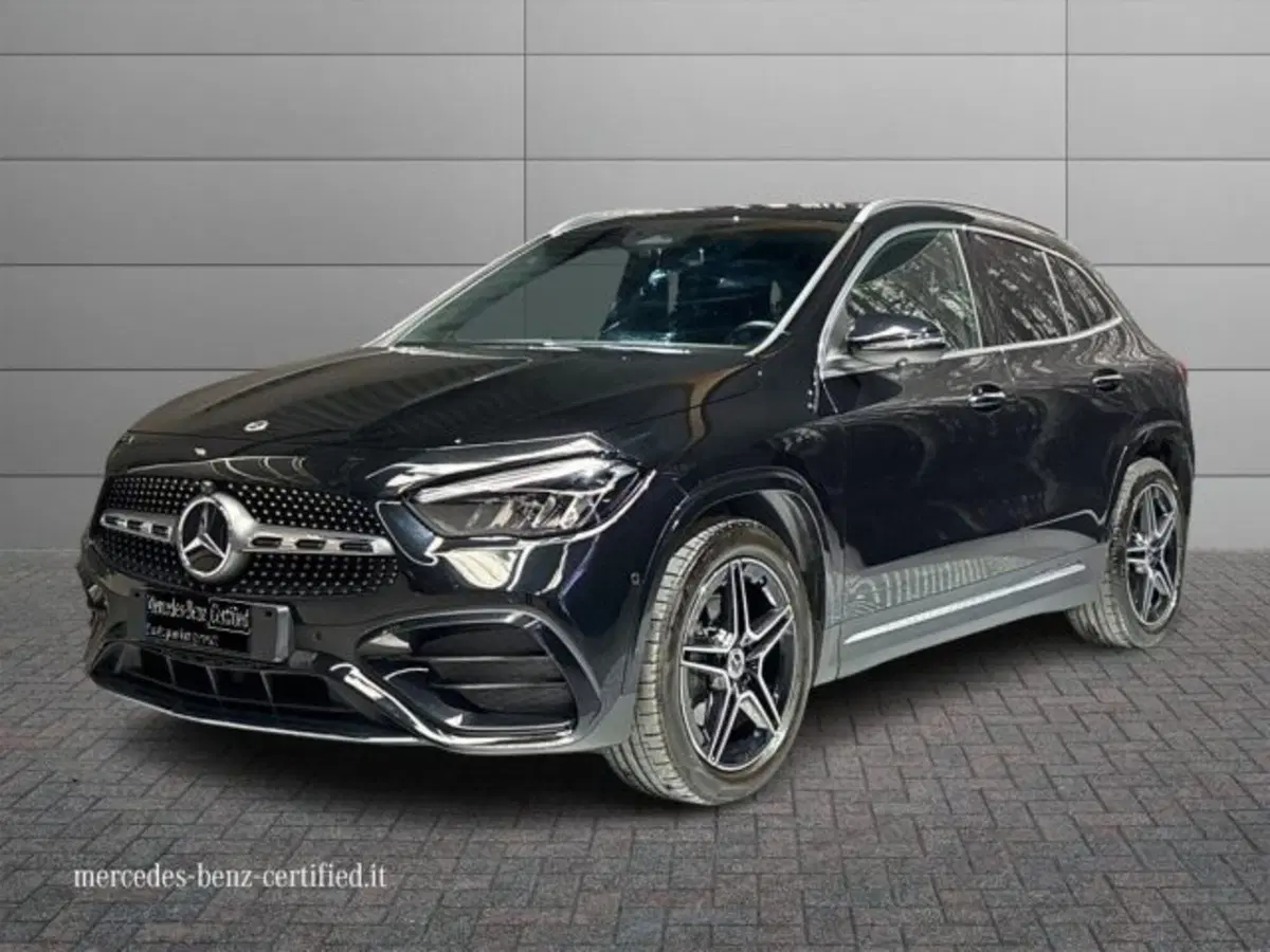 Mercedes-Benz GLA SUV usata a Bologna