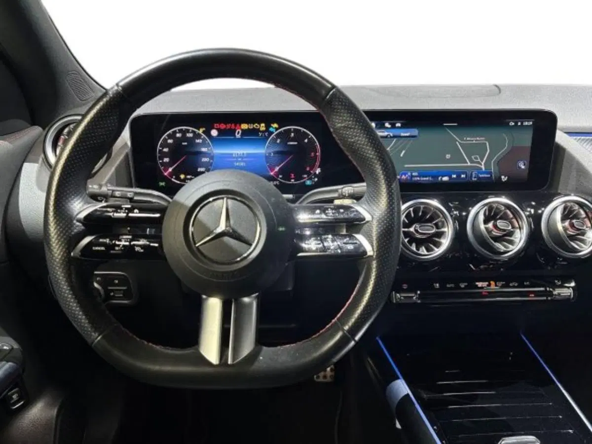 Mercedes-Benz GLA SUV usata a Bologna (11)
